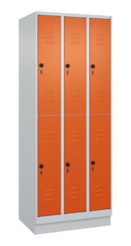 C+P Armoire vestiaire à deux niveaux Classic Plus, largeur de compartiment 250 mm