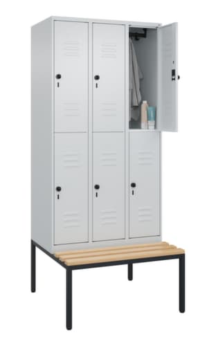 C+P Armoire vestiaire à deux niveaux Classic Plus avec banc, largeur de compartiment 300 mm